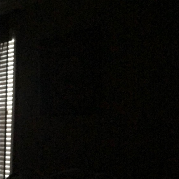 Meet your Posher, Mayra - Picture 1 of 1